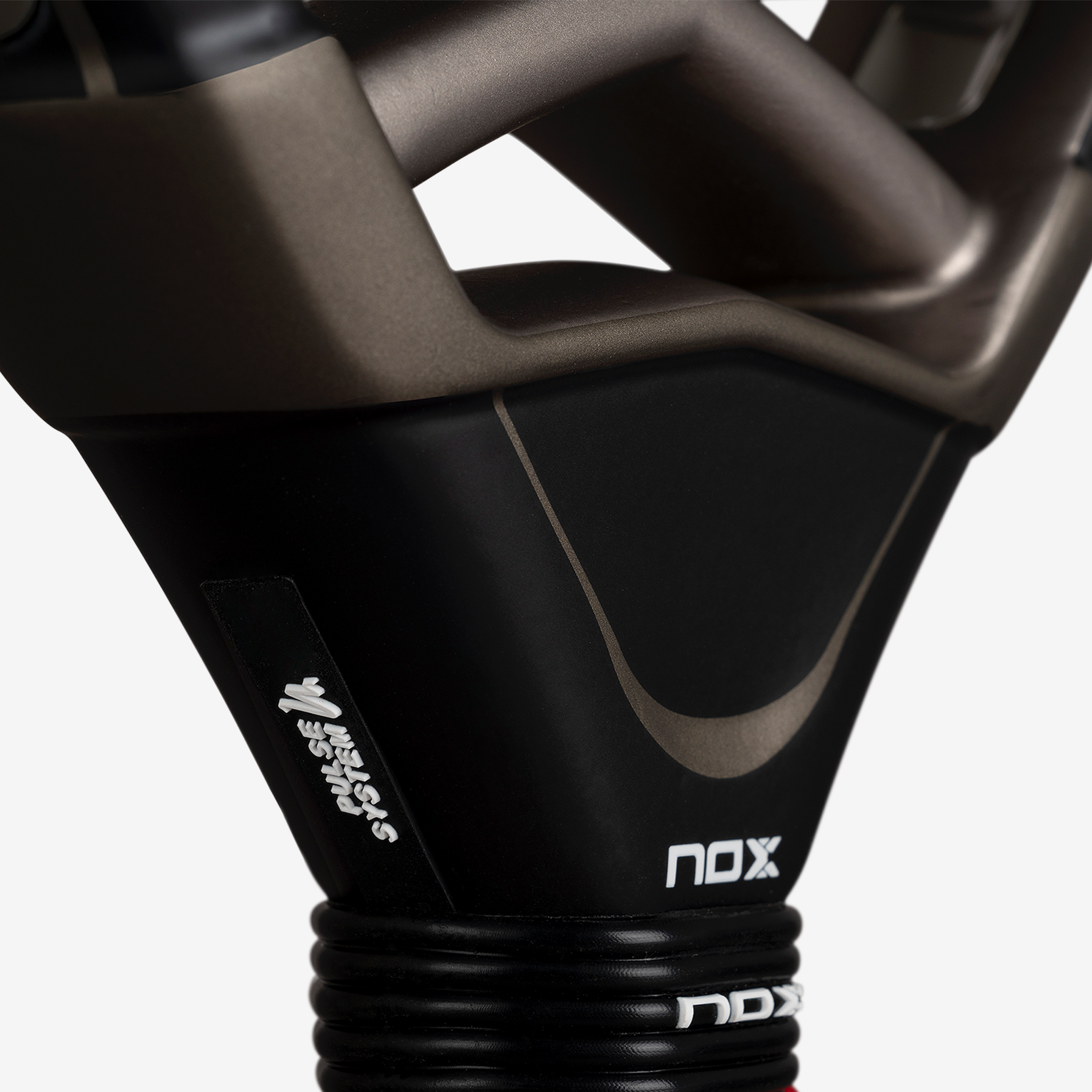 Nox AT10 Pro Cup Hard Padel (2026)