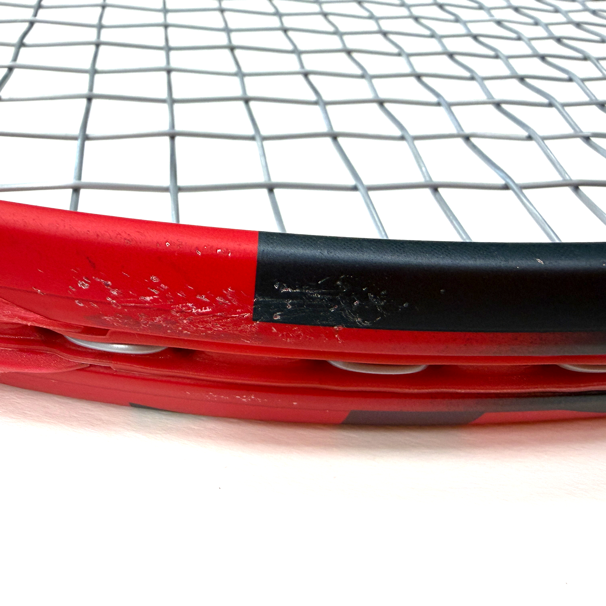 Ex-Demo Yonex Vcore 100 Scarlett (Strung)