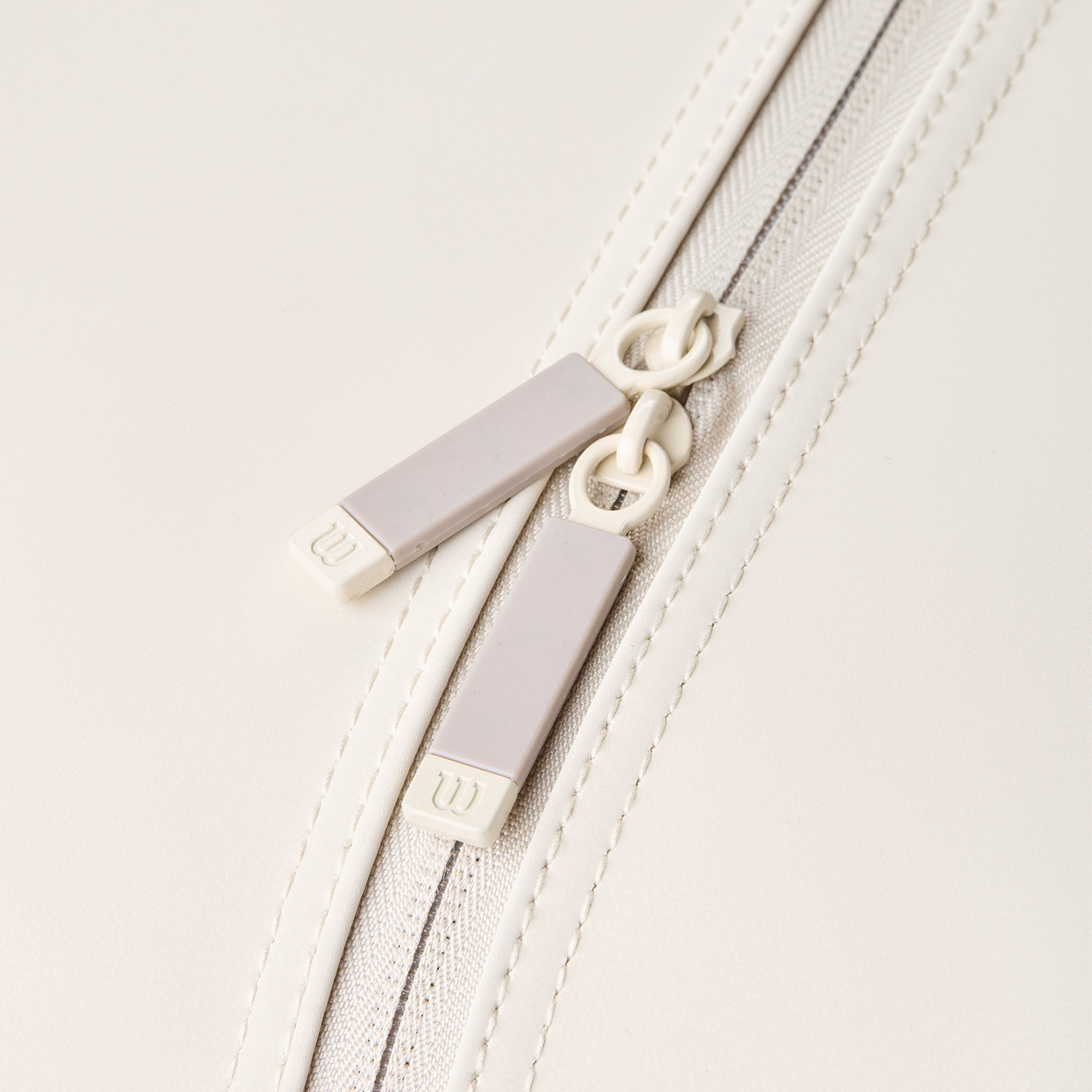 Wilson Roland Garros Small Duffel Cream/Clay (2025)