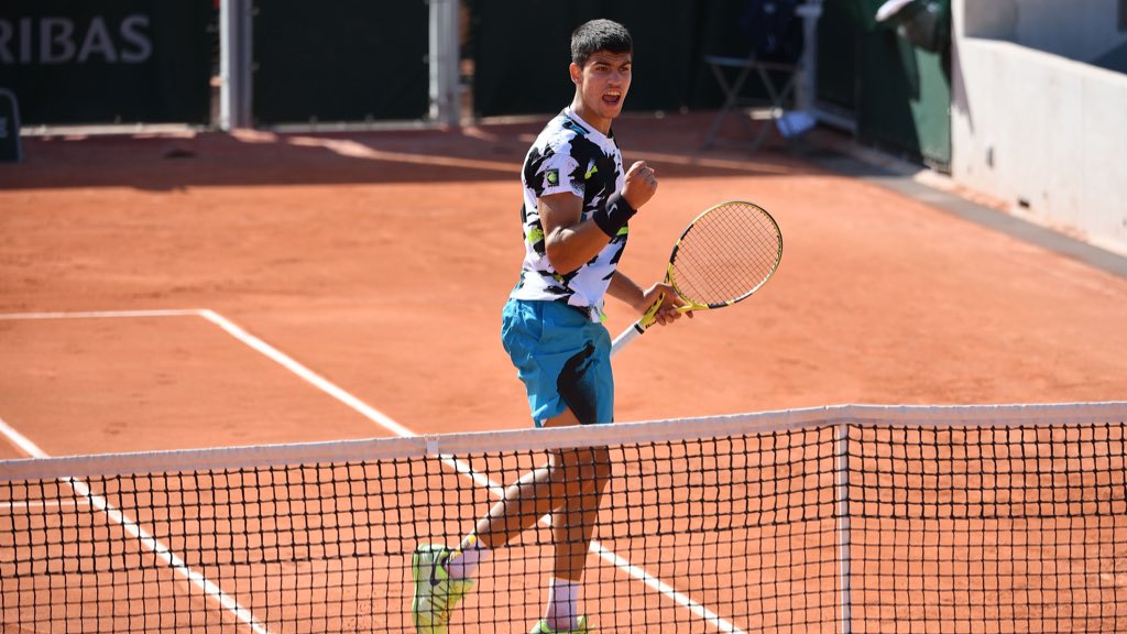Who are the Main Contenders this Clay Season? And What Rackets are they using? (Introducing the Dark Horses in the Mix)
