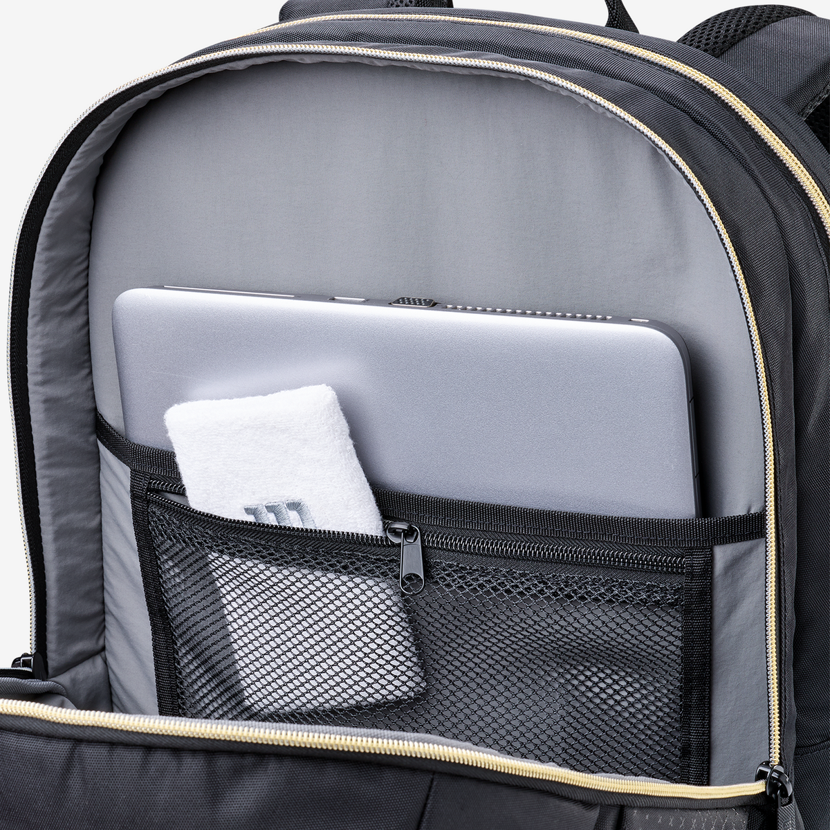 Wilson Defy V1 Padel Backpack Black/Gold