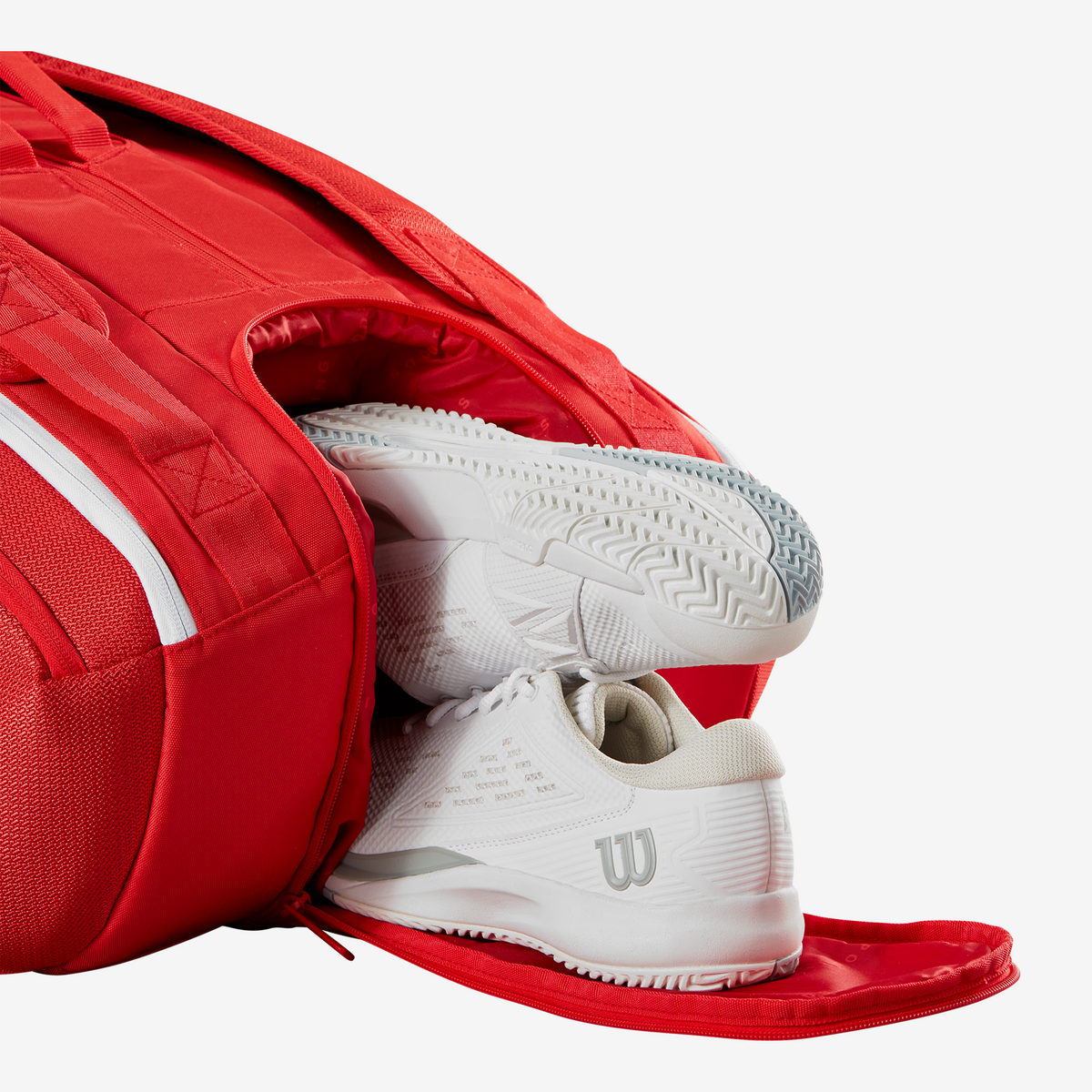 Wilson Super Tour Red 15 Racket Bag (2025)
