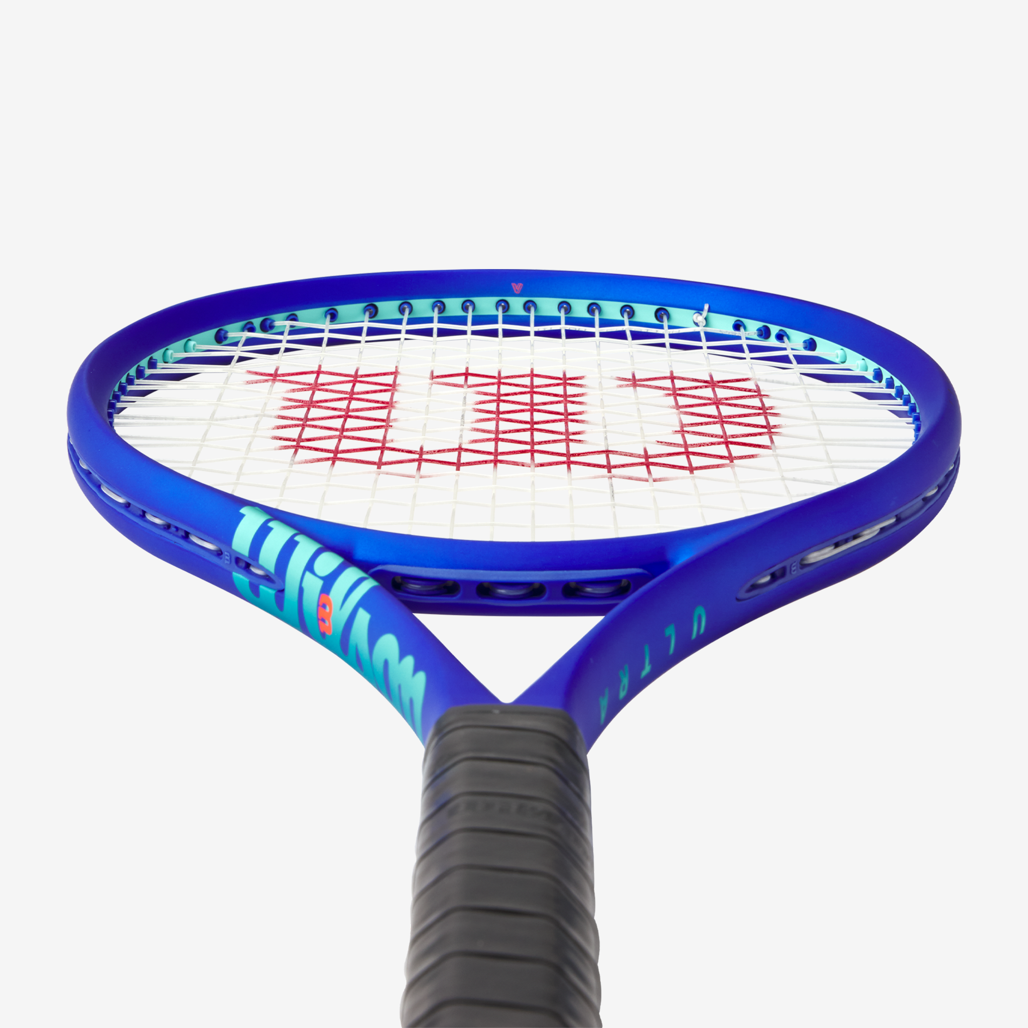 Wilson Ultra 100L V5 (2025) - All Things Tennis ltd